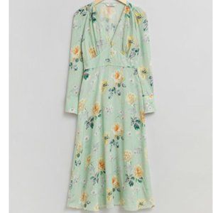 & Other Stories Buttoned V-Cut Midi Dress